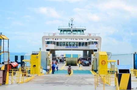 Ferry-Boat enfrenta filas e aumento no tempo de espera neste domingo
