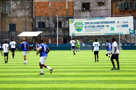 Seis partidas movimentam a Copa Salvador Interbairros neste domingo (13)