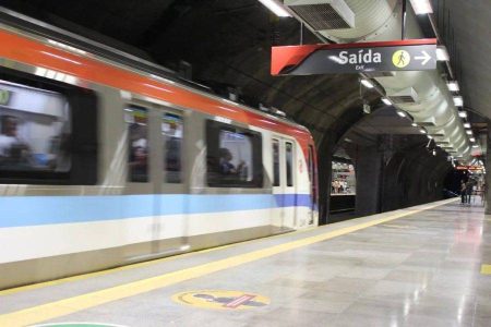 Metrô mantém funcionamento normal no Réveillon