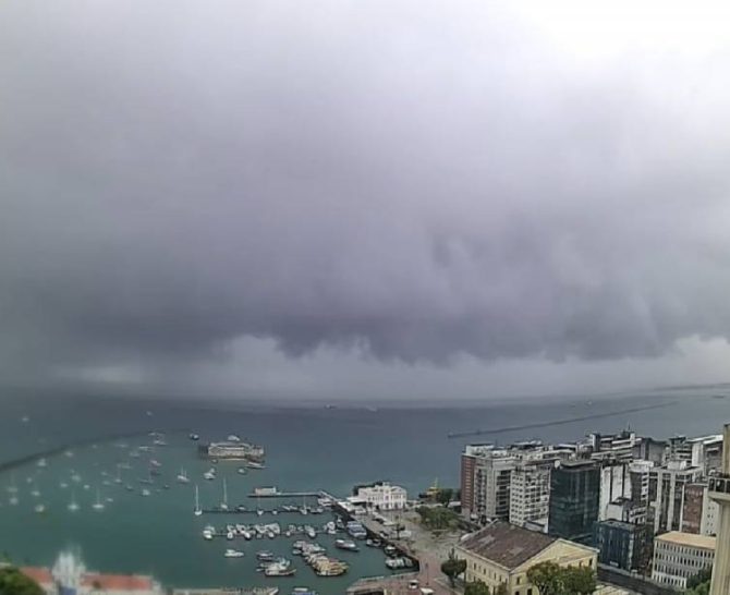 Frio avança na Bahia e Inmet mantém alerta para mais de 350 cidades