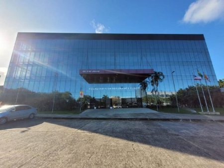 Foragidos por homicídio e tráfico passam a integrar o Baralho do Crime da SSP