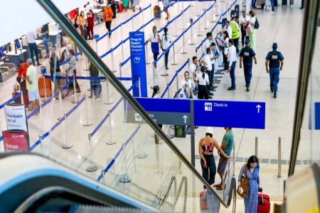 Com mais de 5,9 milhões de turistas, Brasil supera marca de 2023; saiba mais