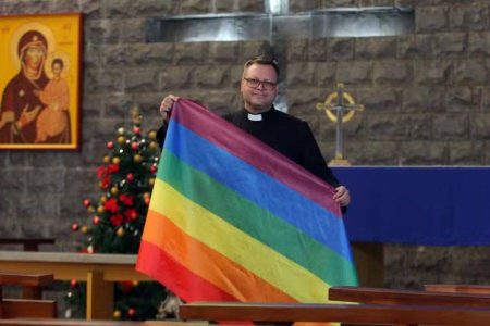 Primeiro padre homossexual é ordenado em Caxias do Sul