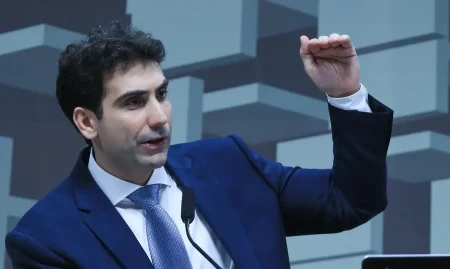 AGU pede investigação de declaração falsamente atribuída a Galípolo