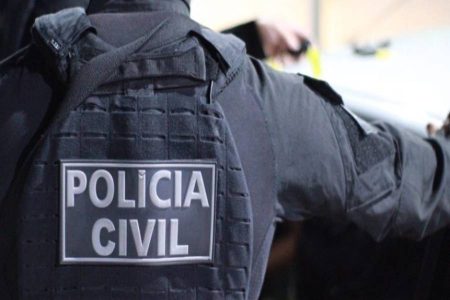 Homem é baleado ao tentar intervir em discussão em bar na Bahia