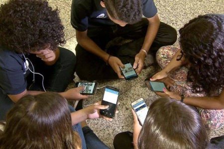 Câmara marca sessão para debater segurança infantil na internet