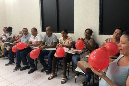 Inscrições abertas para programa de alfabetização e letramento de adultos em Salvador