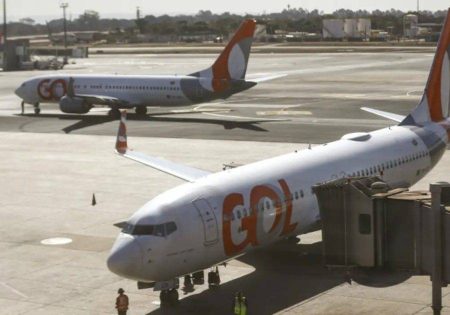 Voo é interrompido após avião atingir pássaro em Salvador