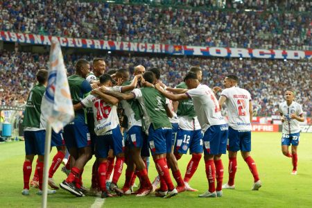Bahia e Ceará se enfrentam nesta quarta-feira (26) em jogo atrasado da Copa do Nordeste