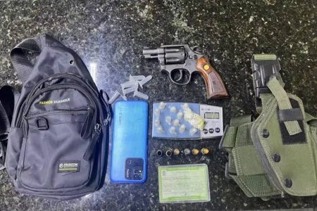 Suspeito de tráfico morre em confronto com a PM no sul da Bahia