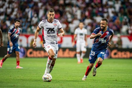 Bahia e Vitória decidem o título do Campeonato Baiano neste domingo (23)