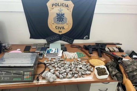 Homem é preso em imóvel de luxo usado como laboratório de drogas em Porto Seguro