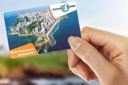 Atenção, estudantes! Prazo para revalidar meia-passagem em Salvador se encerra em março