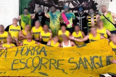 Após faixa com alusão a estupro, faculdade de São Paulo fecha atlética de medicina