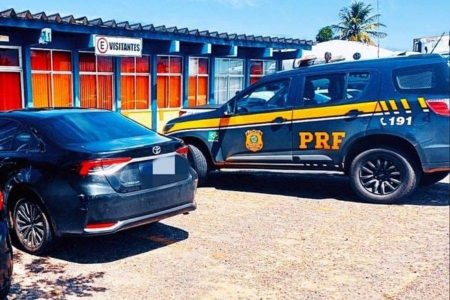 Troca de terreno por Corolla blindado leva homem à prisão em Simões Filho