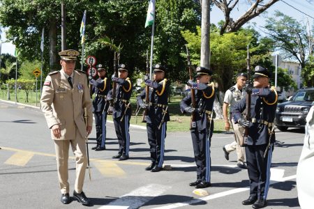 Novo comandante-geral da PMBA assume oficialmente o cargo