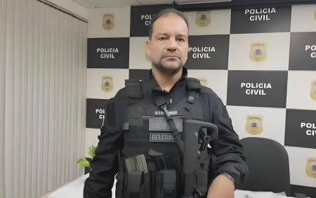 Delegado suspeito de envolvimento em desvio de fuzis é exonerado na Bahia