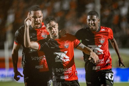 Vitória busca “remontada” e bicampeonato baiano na final do Baianão
