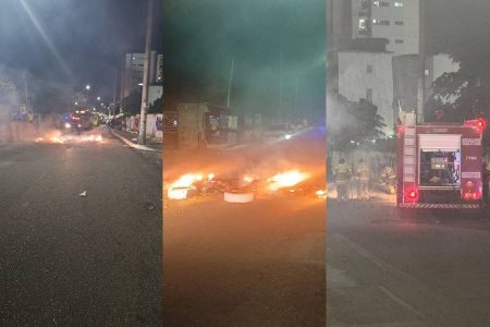 Protesto bloqueia rua principal de Cosme de Farias; ônibus ficam sem circular