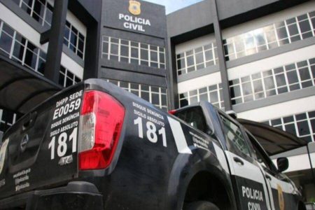 Servidor da Polícia Civil é investigado por falsificação de BOs e fraudes bancárias em Salvador