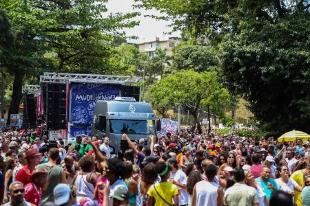 VÍDEO: Festa toma conta do Dique do Tororó em celebração ao aniversário de Salvador