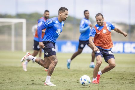 Bahia enfrenta Internacional e revive confronto de 36 anos na Libertadores