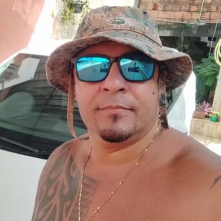 Motorista de aplicativo morre após ser alvejado a tiros no bairro Engenho Velho de Brotas em Salvador