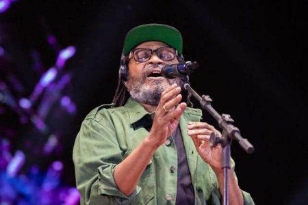 Edson Gomes recebe indicação para maior honraria da Câmara Municipal de Salvador
