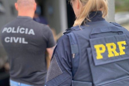 Casal é preso com 79 kg de haxixe, em Itabuna