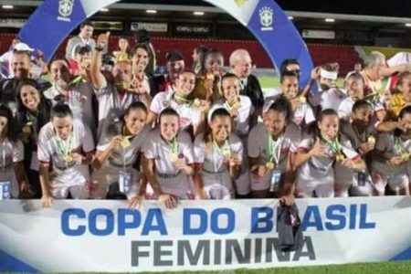 Copa do Brasil de Futebol Feminino volta após nove anos e reúne 65 clubes