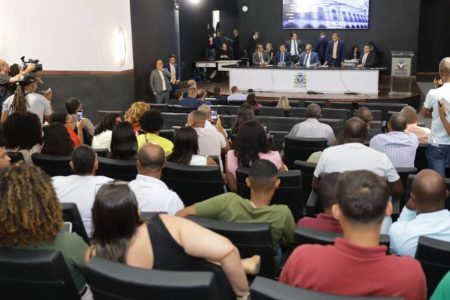 Câmara Municipal de Salvador aprova o reajuste salarial dos professores