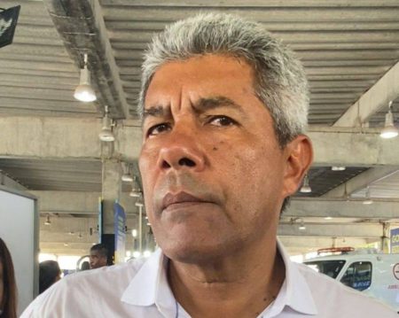 Jerônimo Rodrigues diz que Bolsonaro e eleitores poderiam “ir para a vala”; entenda