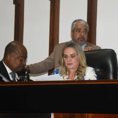 Assembleia promulga dez leis que ampliam direitos e homenageia personalidades na Bahia; saiba mais