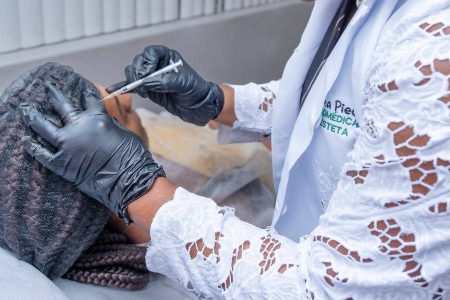 Especialistas demonstram preocupação sobre biólogos aplicarem injetáveis com fins estéticos