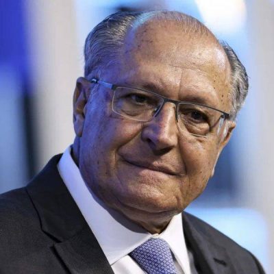Alckmin destaca importância do diálogo após encontro entre Lula e Trump