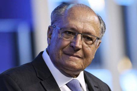 Alckmin destaca importância do diálogo após encontro entre Lula e Trump Alckmin destaca importância do diálogo após encontro entre Lula e Trump