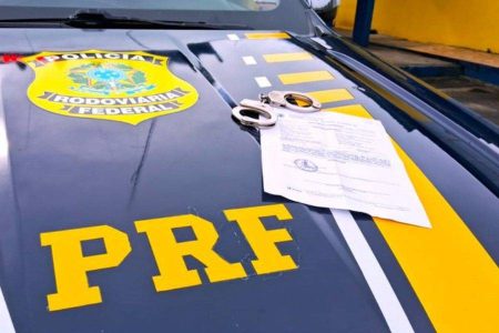 Em abordagem, PRF prende homem por dívida de pensão alimentícia em Alagoinhas