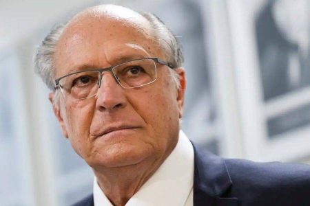 Alckmin fala com secretário dos EUA sobre tarifas e defende negociação