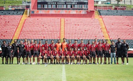 Vitória Sub-17 disputa torneio internacional na Argentina