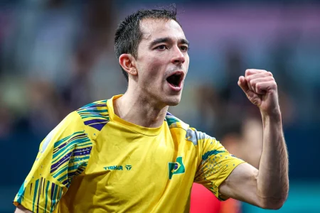 Calderano faz história e chega à final inédita do Mundial de tênis de mesa