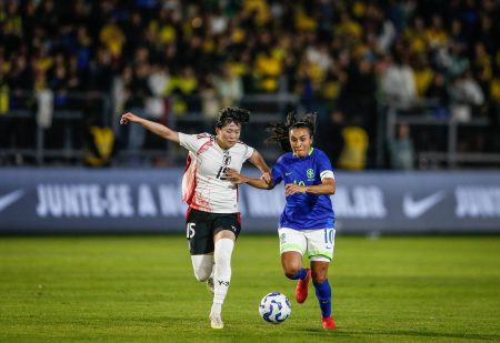 Brasil vira sobre o Japão em amistoso marcado pelo retorno de Marta à equipe titular