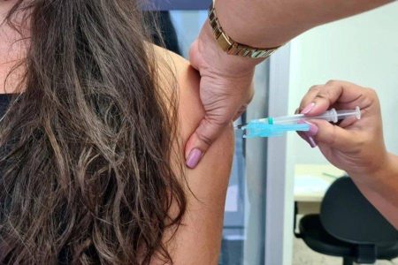 Atenção! Vacina da gripe só em 14 unidades de Salvador nesta terça (03)