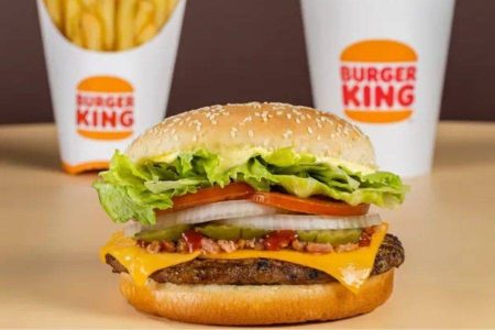 Burger King troca boletos por lanche grátis em ação de Halloween