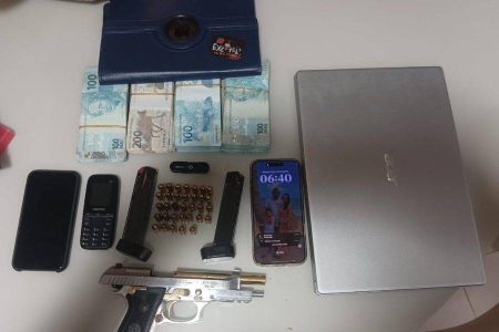 Operação policial prende suspeitos de envolvimento em duplo homicídio de pintores em Ilhéus
