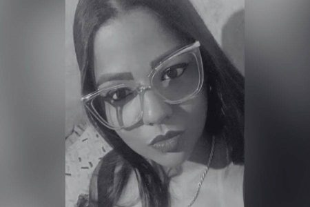 Vítima de bala perdida busca atendimento, é liberada duas vezes e falece em Salvador