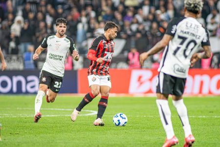 Vitória empata sem gols contra o Corinthians e deixa o Z-4 da Série A