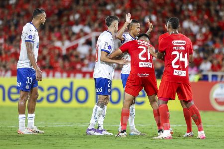 Bahia perde por 2 a 0 na Colômbia e está fora da Copa Sul-Americana