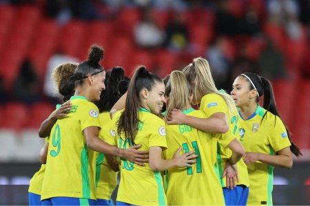 Seleção feminina encara a Itália em amistoso nesta terça-feira (28) Seleção feminina encara a Itália em amistoso nesta terça-feira (28)