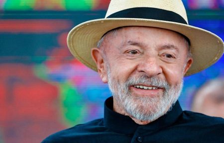 Lula dispara contra Eduardo Bolsonaro: “É preciso vergonha na cara”