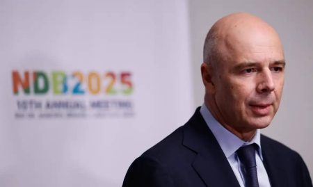 Mesmo sem consenso no Brics, Rússia insiste em criar sistema de pagamentos alternativo ao dólar